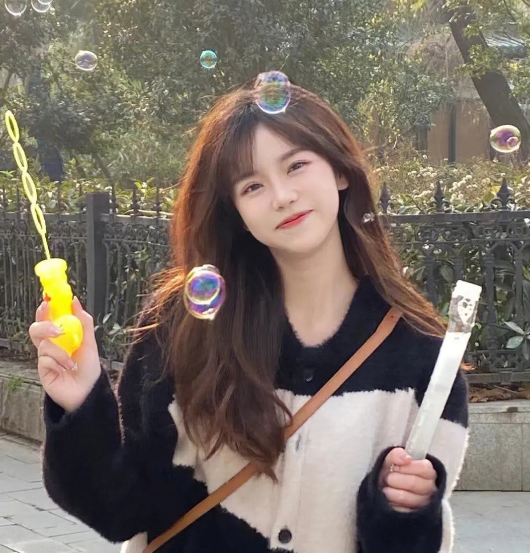 闪婚后,九爷马甲藏不住了